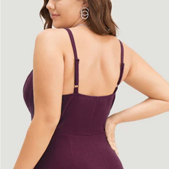 Plain Notched Pleated Detail Spaghetti Strap Wrap Hem Dress - Picture 4 of 7